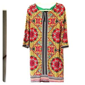 8 Laundry by Shelli Segal Printed Shift Dress Cute